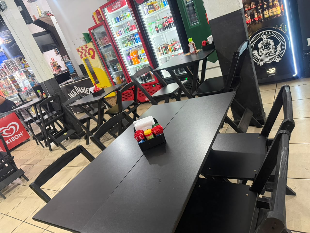 Mesa do Recanto da Família